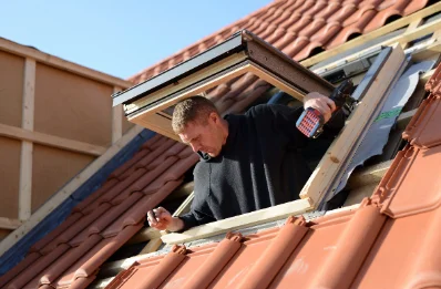 Pose de fenêtres de toit Velux à Salmagne